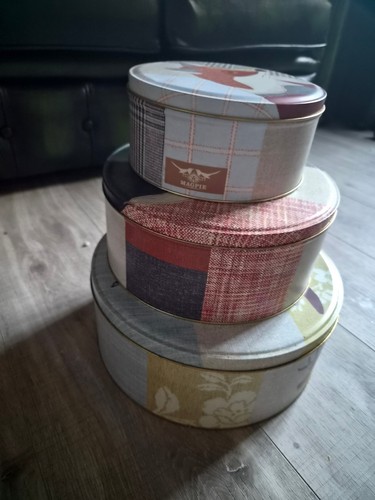 Magpie cake tins - cake,