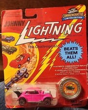 PINK Johnny Lightning