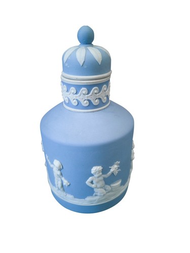 Wedgwood pale blue jasperware - pale,