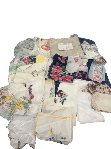 Vintage lot hankies - lot,