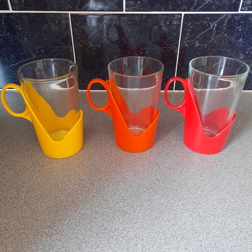 Three vintage arcoroc - three,