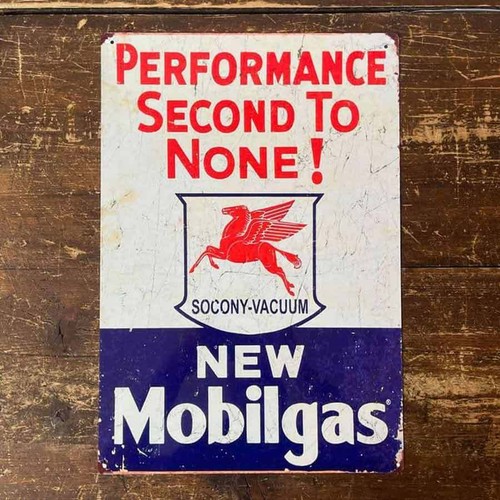 Mobilgas motor oil - motor, metal