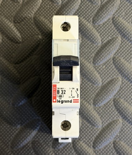 Legrand amp curve 6ka - b,