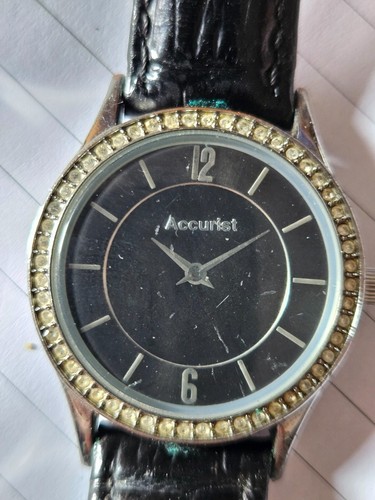 Accurist mens watch used - accurist,