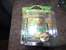 KUNG FU PANDA 3 Viper  FIGURE BRAND NEW SEALED DREAMWORKS ULTIMATE SOURCE
