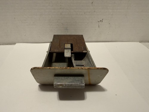 Vintage type ashtray - vintage, vw