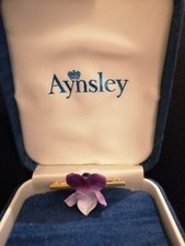 RARE AYNSLEY VINTAGE PORCELAIN FLOWER BROOCH BAKERS JEWELLER ABERDEEN BOXED GC