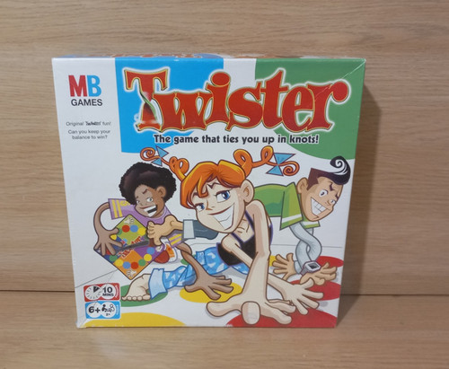 Hasbro twister game classic - hasbro,