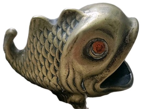 Vintage brass fish - brass, mid