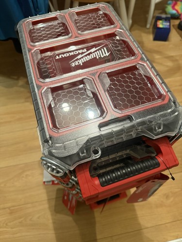 Milwaukee packout compact - milwaukee,