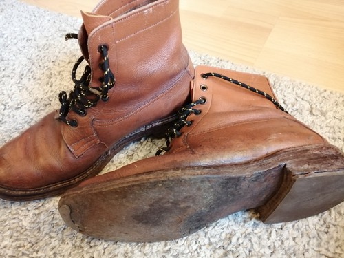 Mens leather boots size - , 8