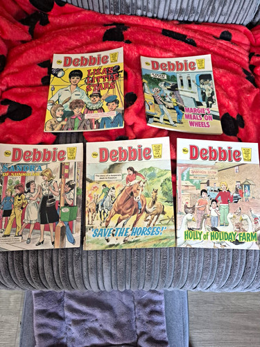 Debbie comic book lot 5 - comic,