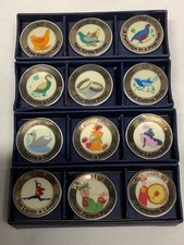 DOLLS HOUSE EMPORIUM MINIATURE CERAMIC PLATES THE 12 DAYS OF CHRISTMAS 4 BOXES