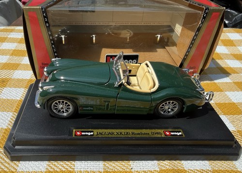 Burago scale 1948 jaguar - burago,