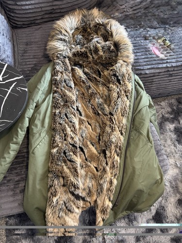 Khaki green river island faux - island,