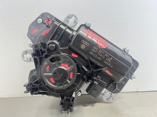 Audi bootlid lock actuator - ,