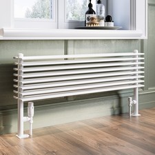 White Horizontal Floor