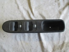 PEUGEOT 307 ~ ELECTRIC WINDOW SWITCHES 2x SWITCH RIGHT / UK DRIVERS 3 DOOR FIT