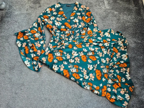 Prettylittlething dark green - dark,