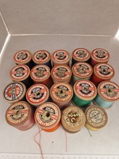19 Vintage Wooden Cotton Reels