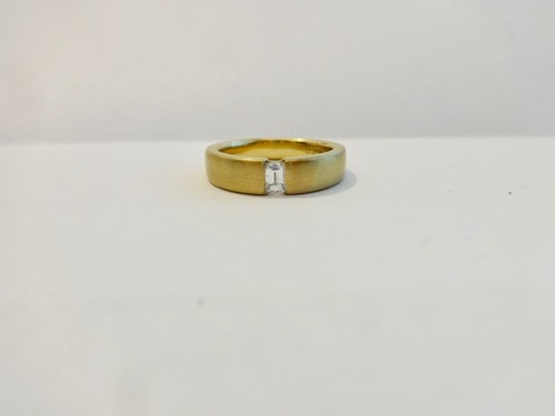 Exclusive diamond ring 27 - diamond, 0.27