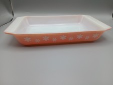 Vintage Pyrex Pink Gaiety