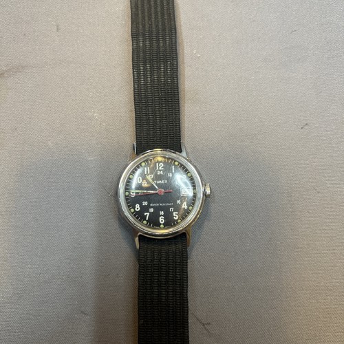 Vintage timex military men - ,