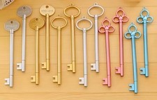 Key shaped Novelty Gift Pen 6