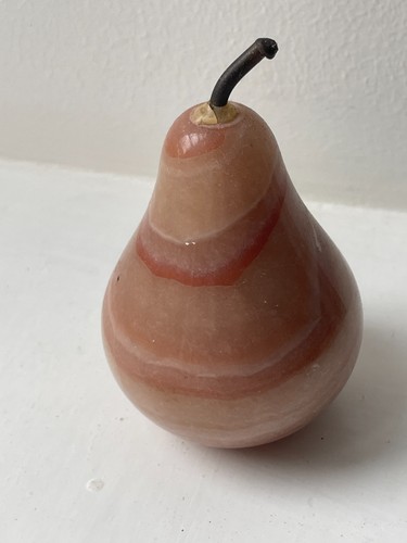 Carved alabaster onyx - carved,