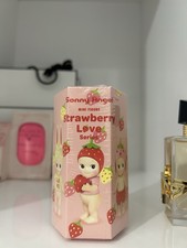 Sonny Angel Strawberry Love