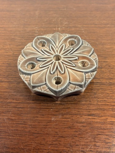 Vintage 70s 80s wade - wade, waterlily