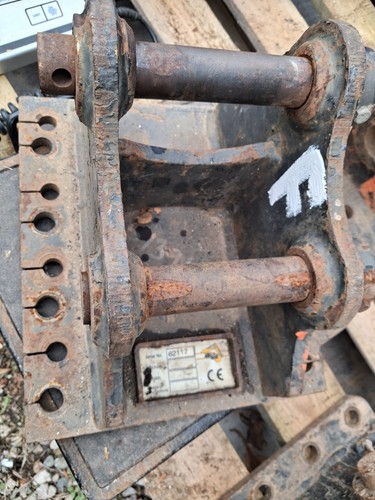 Excavator headstock tophat - excavator,