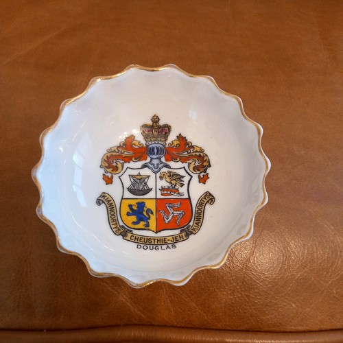 Goss crested china - crested,
