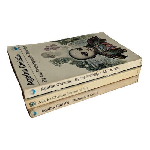 Agatha christie paperback set - agatha,