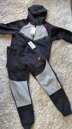Nike tech fleece - nike,