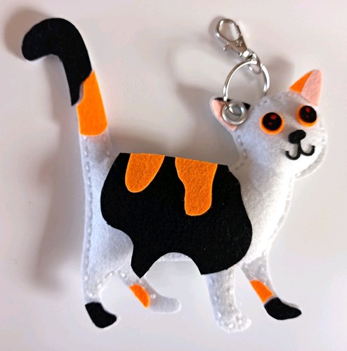 Multi felt calico cat keyring - multi,