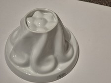 Vintage / Antique Shelley England white medium jelly mould Stamped VGC 