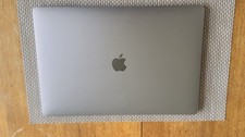 Apple MacBook Pro 15-inch 2016