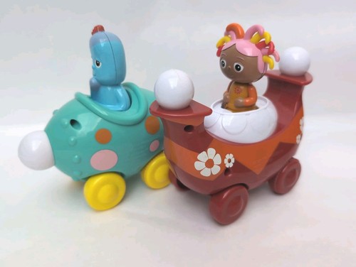 The night garden - garden, pinky