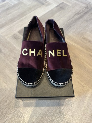 Chanel velvet logo - , toe