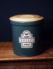 Vintage Green Ceramic Bread