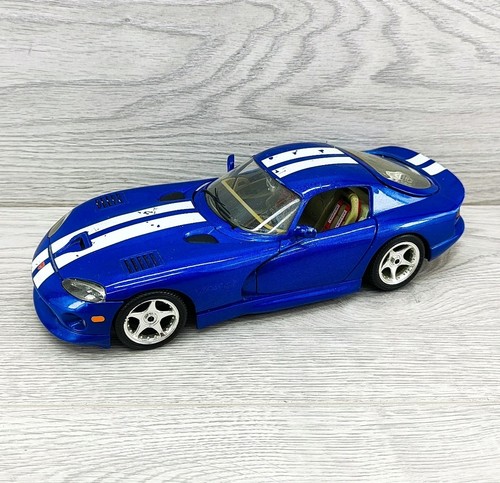 Burago scale dodge viper - burago,