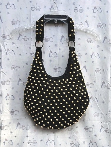 Black hobo crocheted design - black,