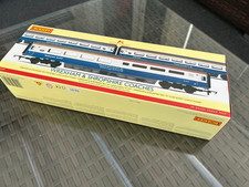 Hornby R4399 Mk3 Coach Pack Wrexham & Shropshire MINT