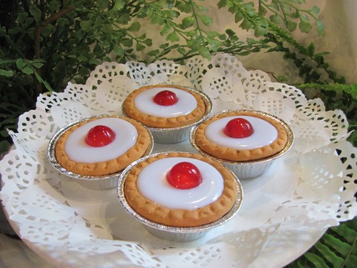 Faux cakes artificial - cakes,