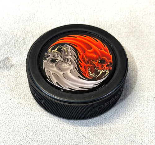 Metallica vintage hockey puck - metallica,