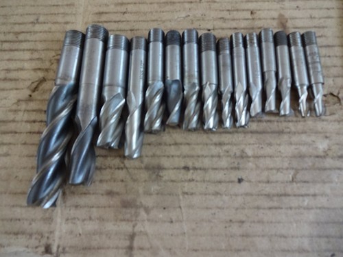 Vertical milling cutters