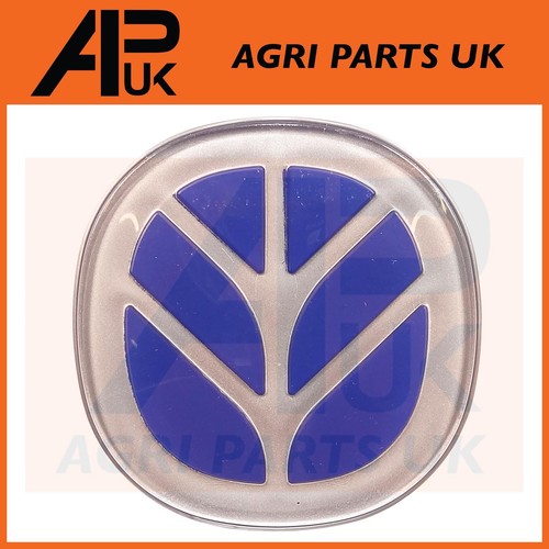 Front bonnet grill badge - front,