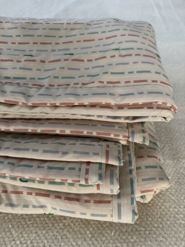 Vtg cottagecore handmade quilt - cottagecore,