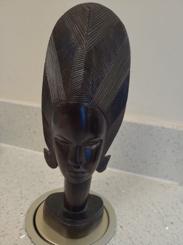 Lovely vintage african wooden - lovely,